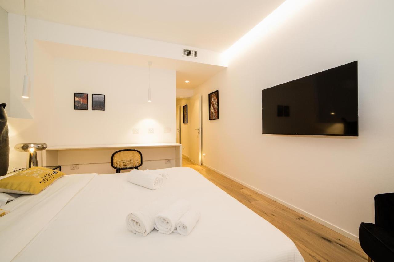 Milan Chic Luxury Apartments-Hosted By Sweetstay Buitenkant foto