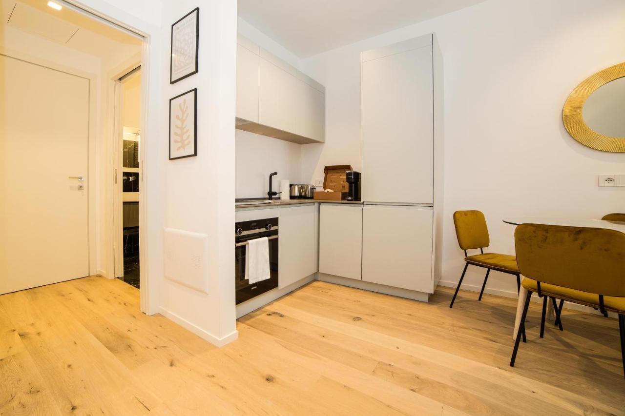 Milan Chic Luxury Apartments-Hosted By Sweetstay Buitenkant foto